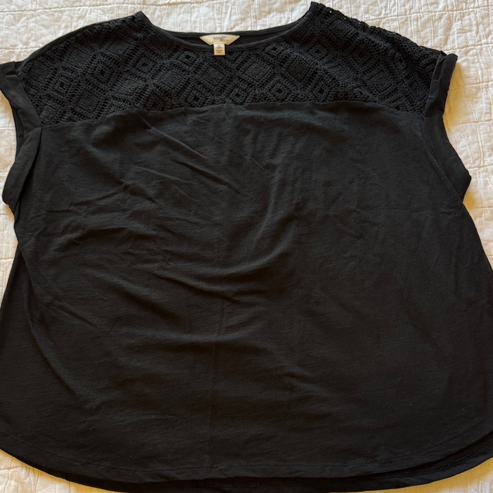 Terra and Sky‎ Black Drop Sleeve TShirt with Crochet Style Detail Yoke Size 14W